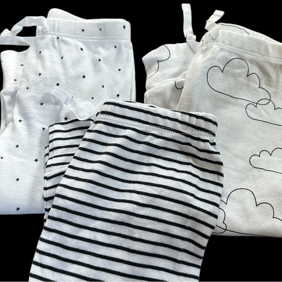 3 pack of Gap cotton pants, front tie, all new, 2 white, 1 navy stripe, 12-18 M - Picture 6 of 6